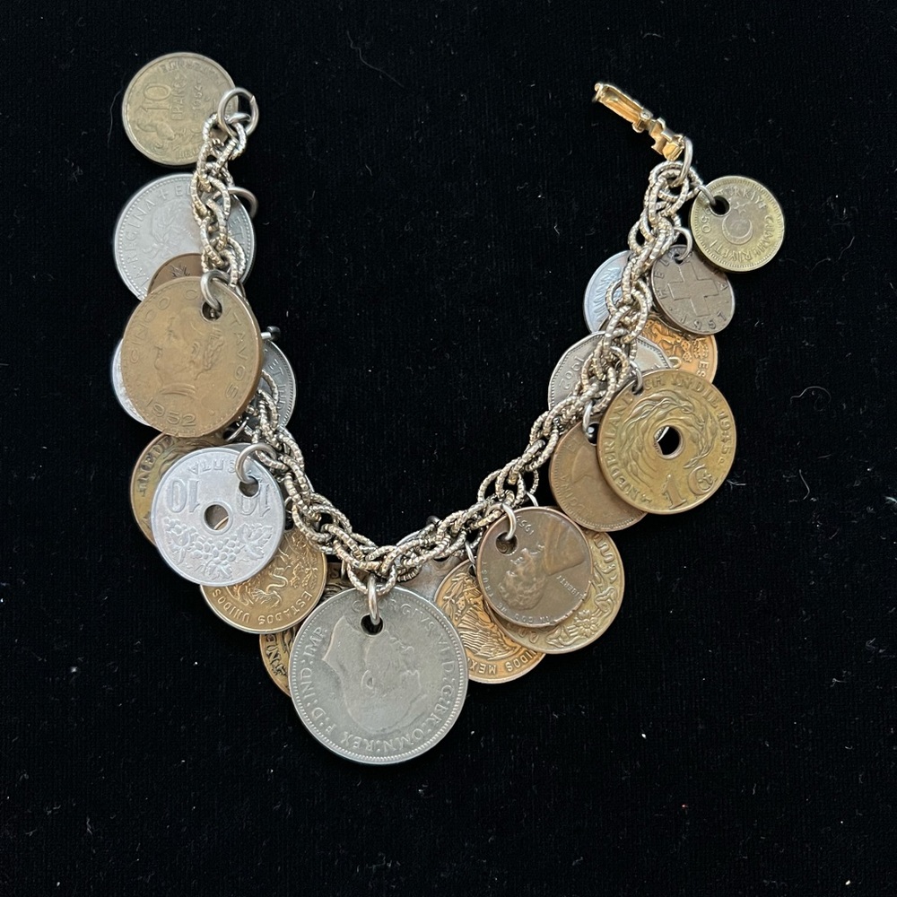 Vtg Coro Foreign Coin Charm Bracelet